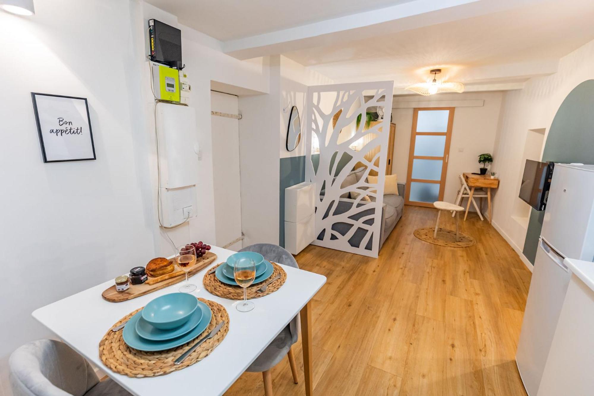 Studio Cozy Centre Avec Parking Grasse Ngoại thất bức ảnh