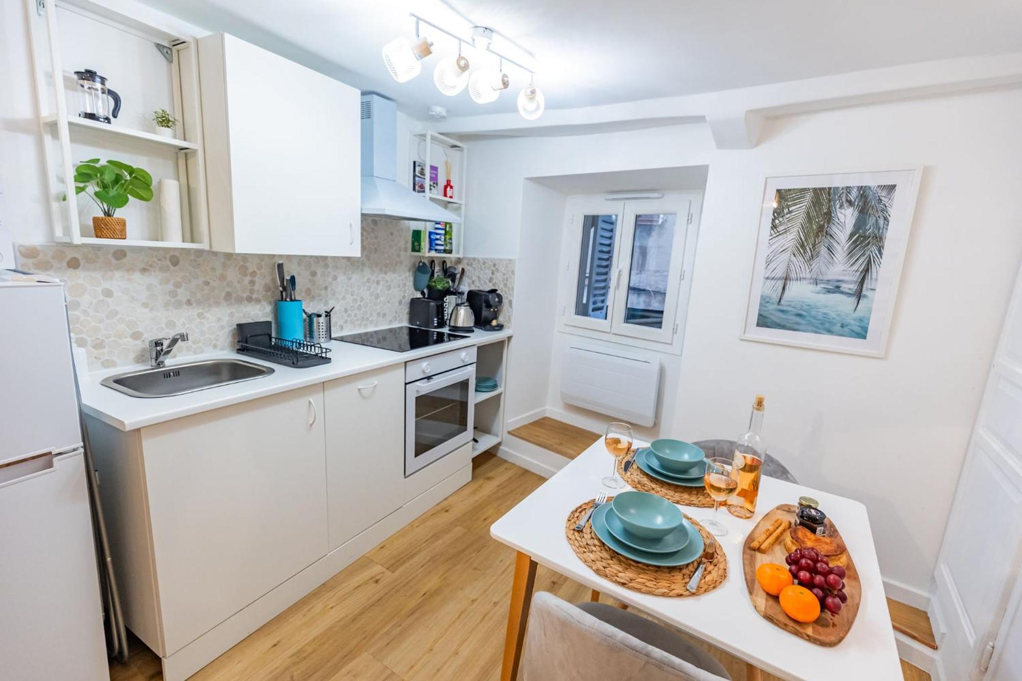 Studio Cozy Centre Avec Parking Grasse Ngoại thất bức ảnh